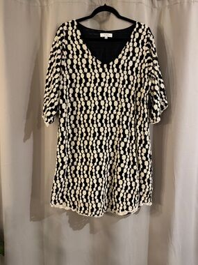 Umgee Black and Cream Dot Print V-Neck Dress
